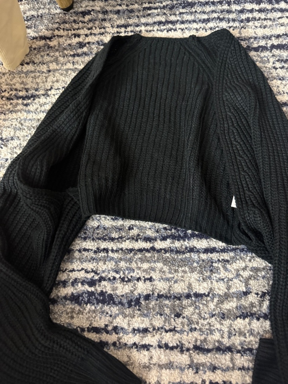 Black Ribbed Knit Cropped Sweater